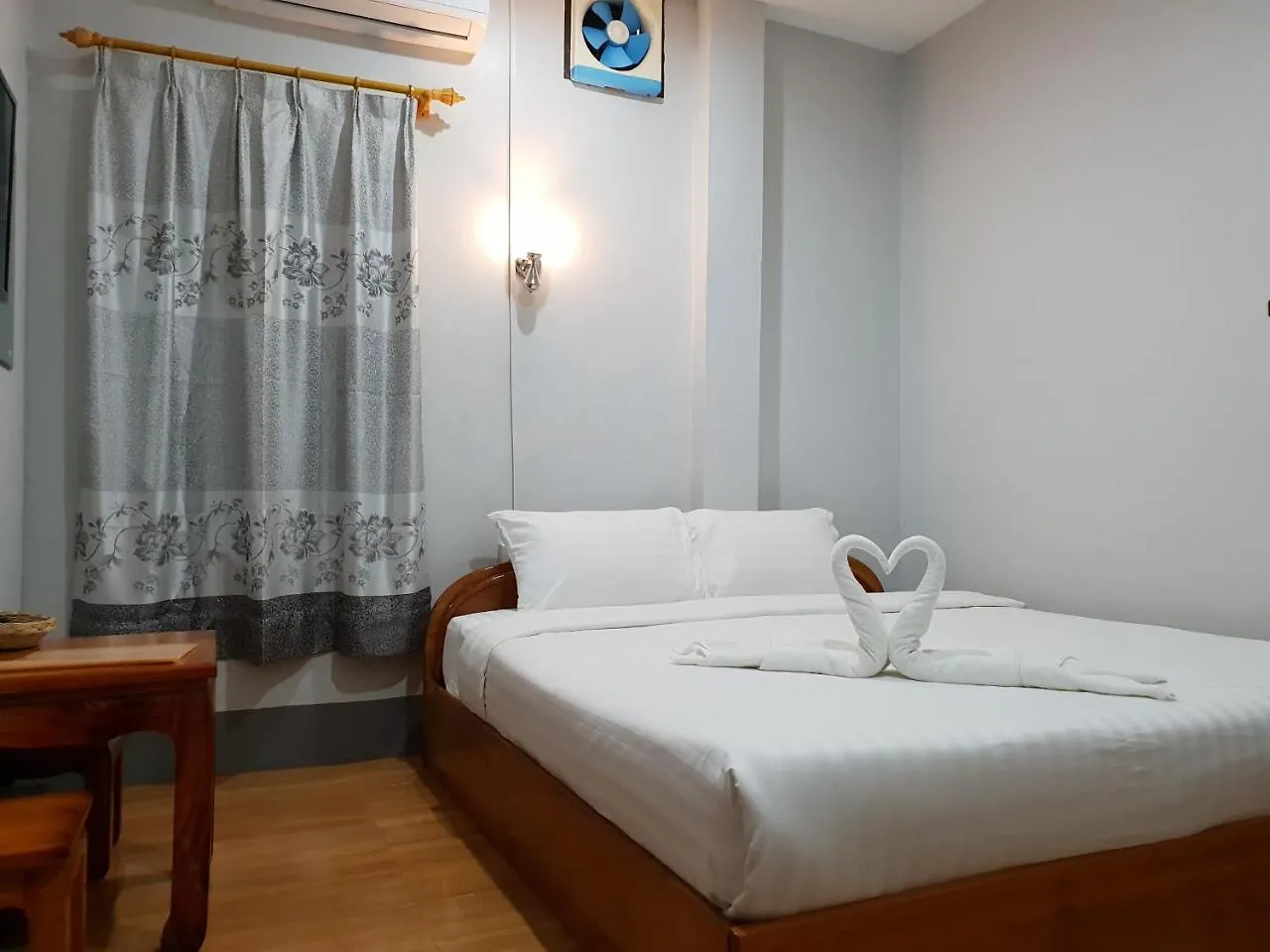 Villa Phonethavy Луангпхабанг 0*,  Лаос